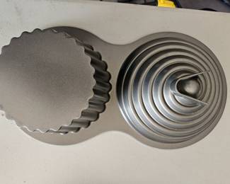 Metal cake pans $20 each