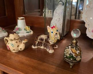 decorated Fabrege boxes