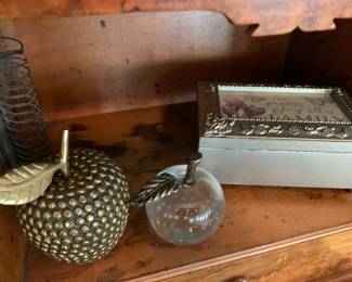 Apple paperweights