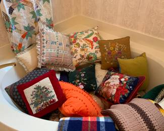 throw pillows of many styles