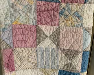 Vintage twin quilt
