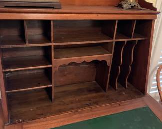 detail of plantation desk