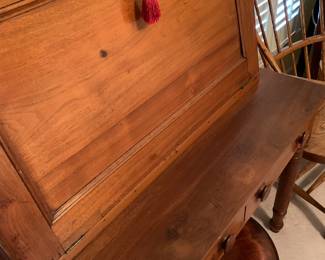 detail of plantation desk