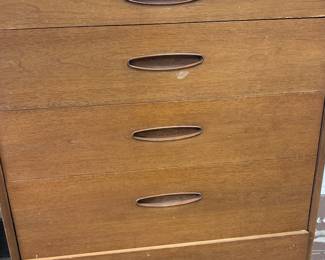 Mid Century modern Henredon dresser