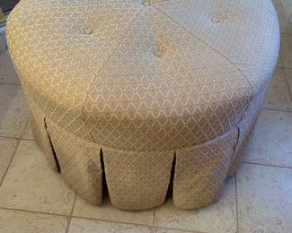 Giant ottoman
