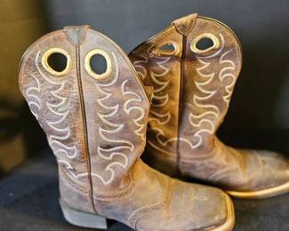 Size 10 D Cody James Boots