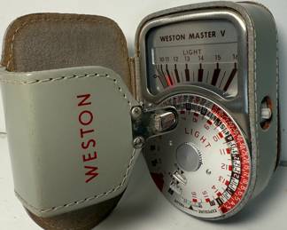 Weston Master V Exposure Meter - Analog Light Meter Model 748
