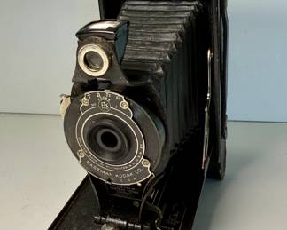 Eastman Kodak No. 2A Folding Cartridge Hawk-Eye Model B Camera