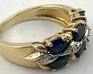 14kt sapphire and diamond ring