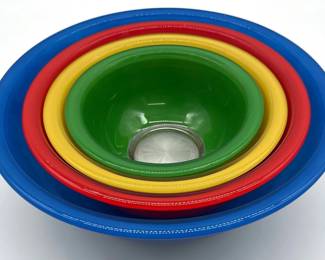 Pyrex vintage set of 4 primary colored nesting mixing bowls