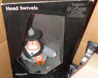 Mayor Head Swivels