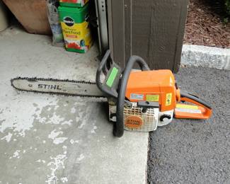Stihl MS250 chainsaw