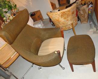 MCM Chair and Ottoman needs TLC