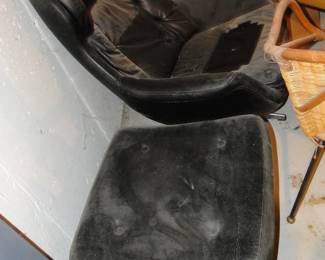 Selig Mfg Eames style era chair and ottoman