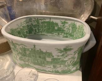#123 Green Ceramic Foot Bath $20.00
