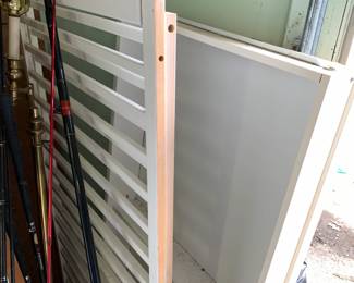 #83 Childcraft Baby Bed w/Rails - Laminate White w/drawer $25.00
