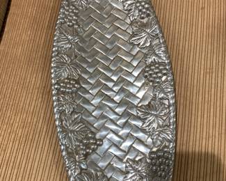 #132 Lenox Grape Weave bread Tray Metal Alloy - 15x7 $20.00