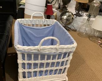 #24 Pottery Barn Rolling White Wicker Laundry Basket 2ftx19x17 $30.00