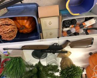 #97 760 Pump Master Classic BB Gun $20.00