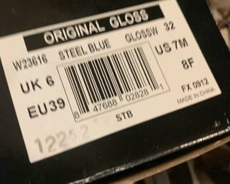 #163 Hunter Steel Blue Rain Boots w/box Size 7M $30.00
