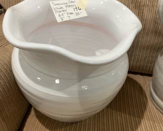 #176 Shanning view White Pottery Planter 8.5" Dia x 8"T $35.00