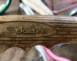 #101 Schwinn Girls Bike 18" tire w/banana seat - needs new tires $35.00