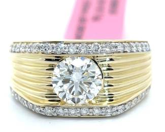 NEW! Men's 2.00 Carat Diamond Ribbed Tapered Ring in Yellow Gold