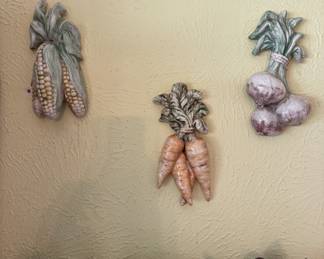 Ceramic vegetables wall decor