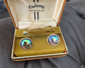 Cufflink set