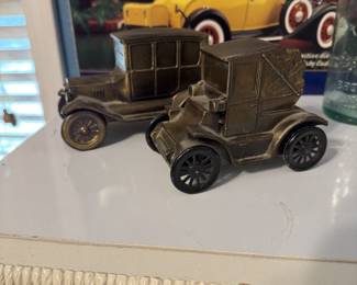 Metal vintage car banks