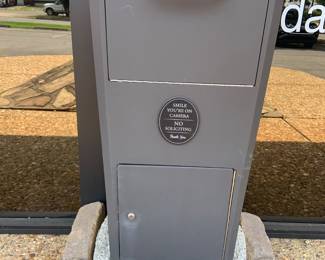 Outdoor drop box