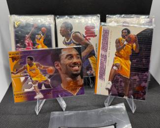 (5) Kobe Bryant Basketball Cards Los Angeles Lakers