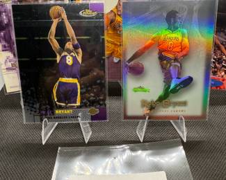 (5) Kobe Bryant Basketball Cards Los Angeles Lakers