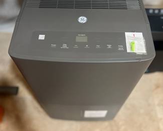 GE Humidifier Like New!