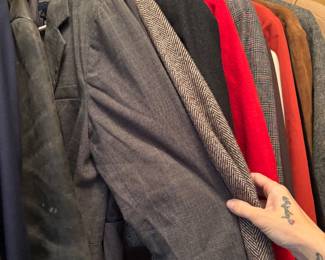 Lots of women’s size 10-20 perfect condition work clothing/ play