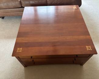 Stickley Harvey Ellis Arts and Crafts Coffee table