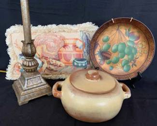 JH126Lamp And Decor
