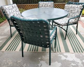 JH124VOutdoor Patio Dining Set 5 Piece With Table, Chairs, Cushions
