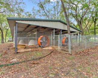 Fan Igloo Fence