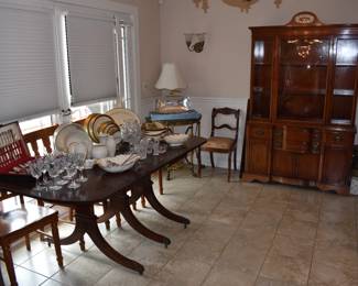 Begin Dining Room Close Up Photos