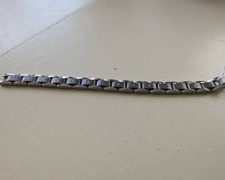Mens Titanium Link Bracelet With 14k Yellow Gold Screws