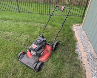 Troy-built 21" Cutting Deck Self Propelled Mower Tb240