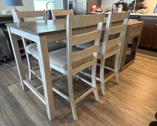Solid Wood High Top Table W/ 4 Chairs 5x 2.6 X 3