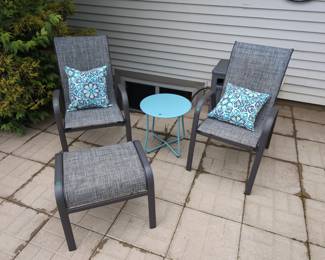 Outdoor Arm Chairs W/ Ottoman & Side Table