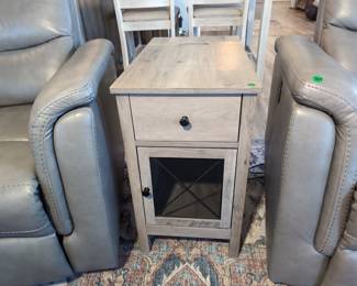 Accent Table