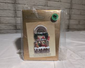 Hallmark 2003 Christmas Window Ornament Series Premiere