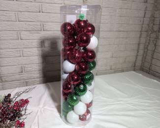 Christmas Ornament Ball Set Red, Green & White (tube)