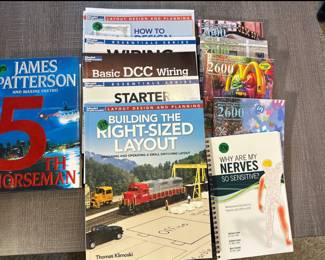 Magazine/book Lot