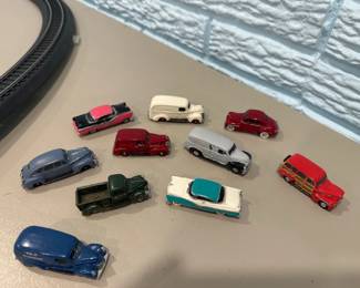 Ho Scale Mixed Vintage Vehicles 10 Piece Set Classic City Cars