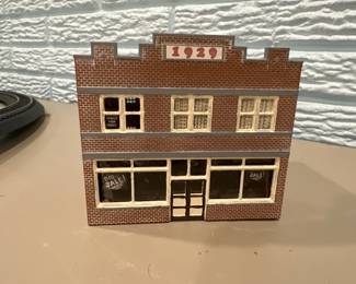 Ho Scale 1929 Brick Commercial Building Storefront Model Kit